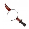 Coltello Insanguinato che Attraversa la Testa