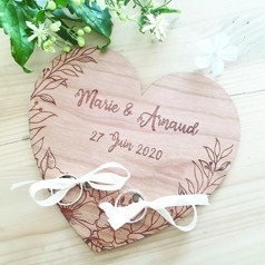 Porta Fedi di Legno