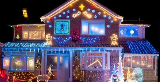Idee per Addobbi Natalizi Esterni - Come Fare, Allestire, Decorare